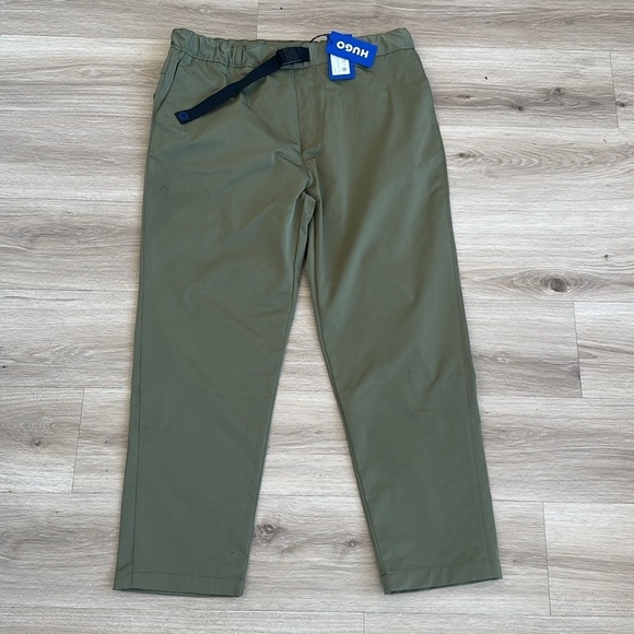 Hugo Boss
Men's Geiko Tapered Fit Casual Trousers - Picture 3 of 9